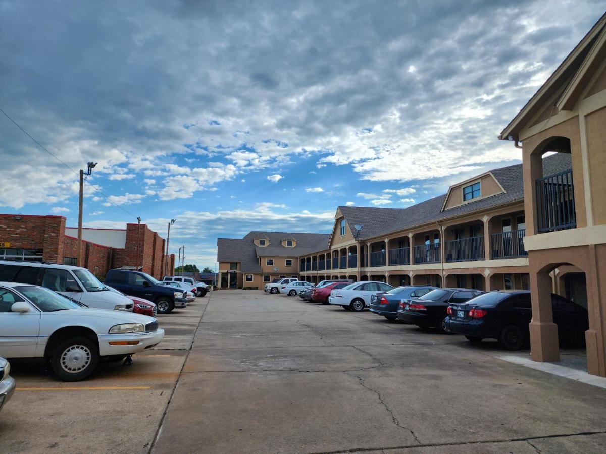 Executive Inn Oklahoma City Exterior photo